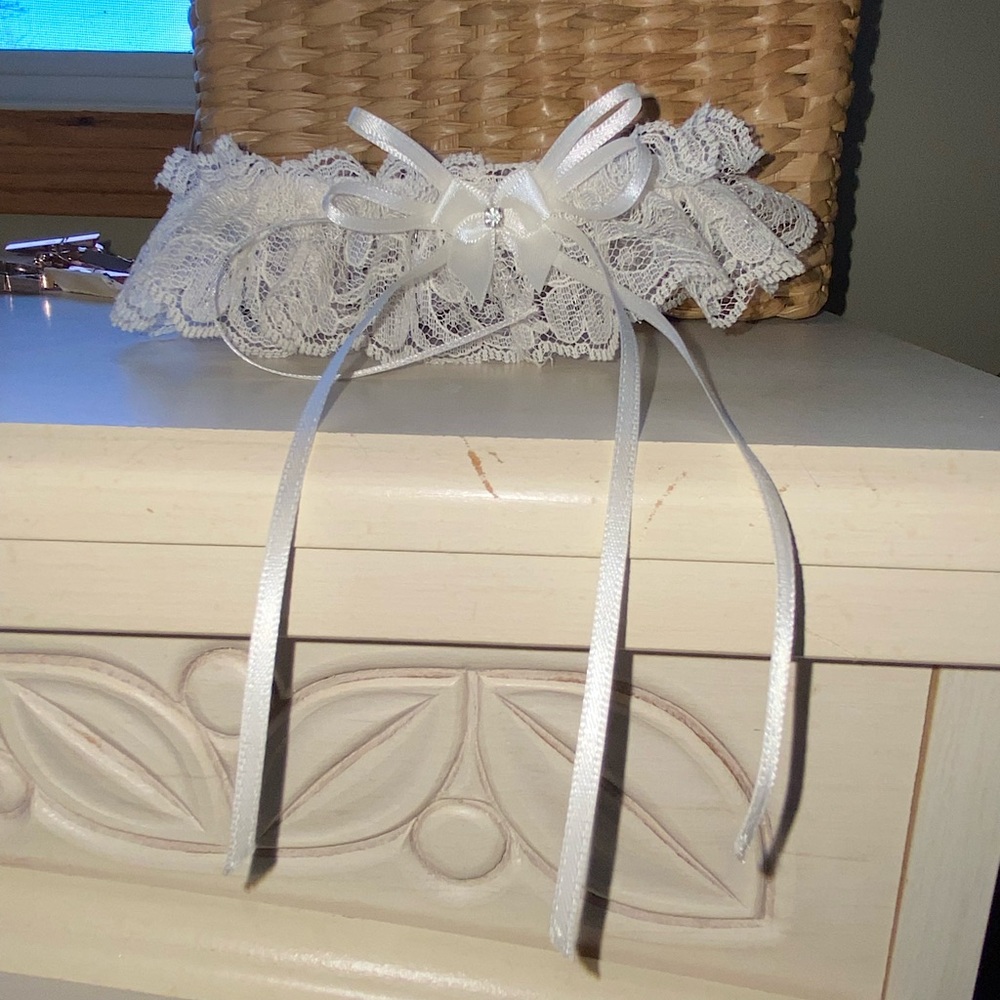 White Wedding / Prom Garter for Bride!